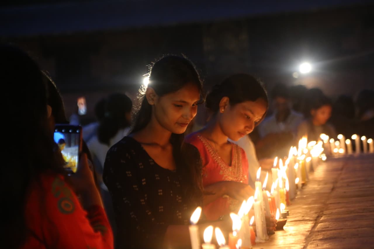 Candle-light-at-patan_NPL-(15)-1757858701.jpeg