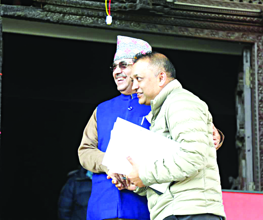 कांग्रेसमा महाधिवेशन टार्ने संस्थापन रणनीति, थापा प्रस्तावलाई यादवको कार्ययोजनाको काउन्टर