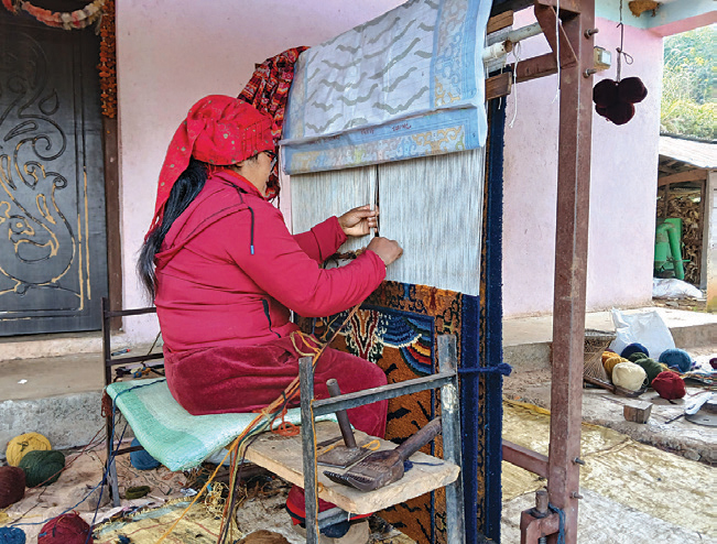 ज्याला नै नउठे किन बुन्नु गलैँचा ?