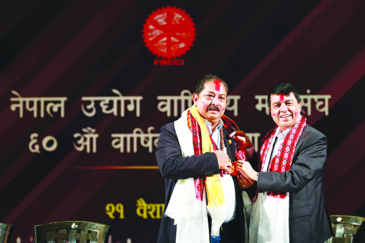 श्रेष्ठको नेतृत्वमा नयाँ टिम