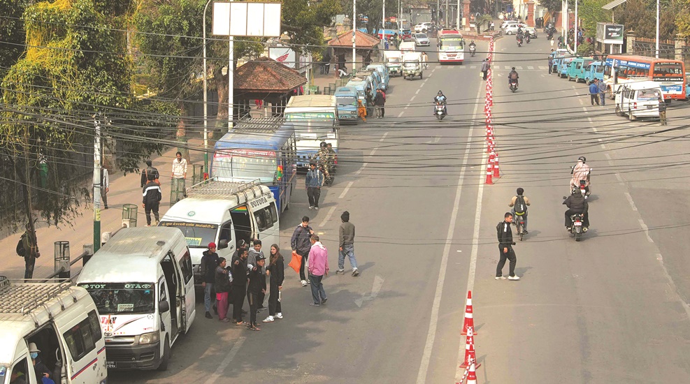 सार्वजनिक यातायातमा भाडा बढ्यो