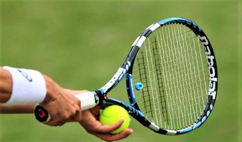 टेनिस खेलाडी छनोट