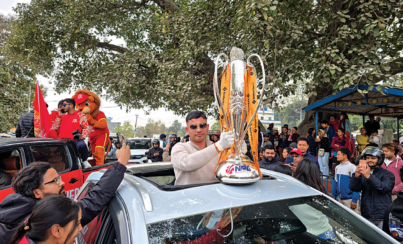 लुम्बिनी लायन्सको ट्रफी उत्सव र्‍याली