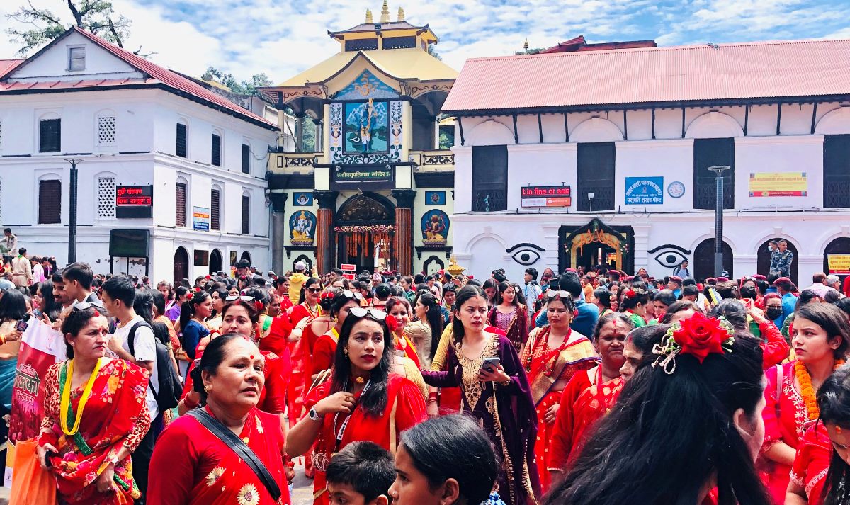 तीजका लागि भोलि बिहान ३ बजेदेखि नै पशुपतिका चारै ढोका खुल्ने