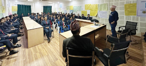 माछापुच्छ्रे क्यापिटलको वित्तीय साक्षरता