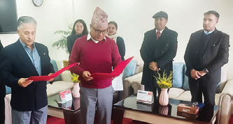 महालक्ष्मीका नवनियुक्त अध्यक्ष उपाध्यायले लिए सपथ