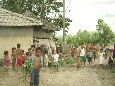 बाले खनाउनु भएको इनार र अतिथि गृह जस्तो घर