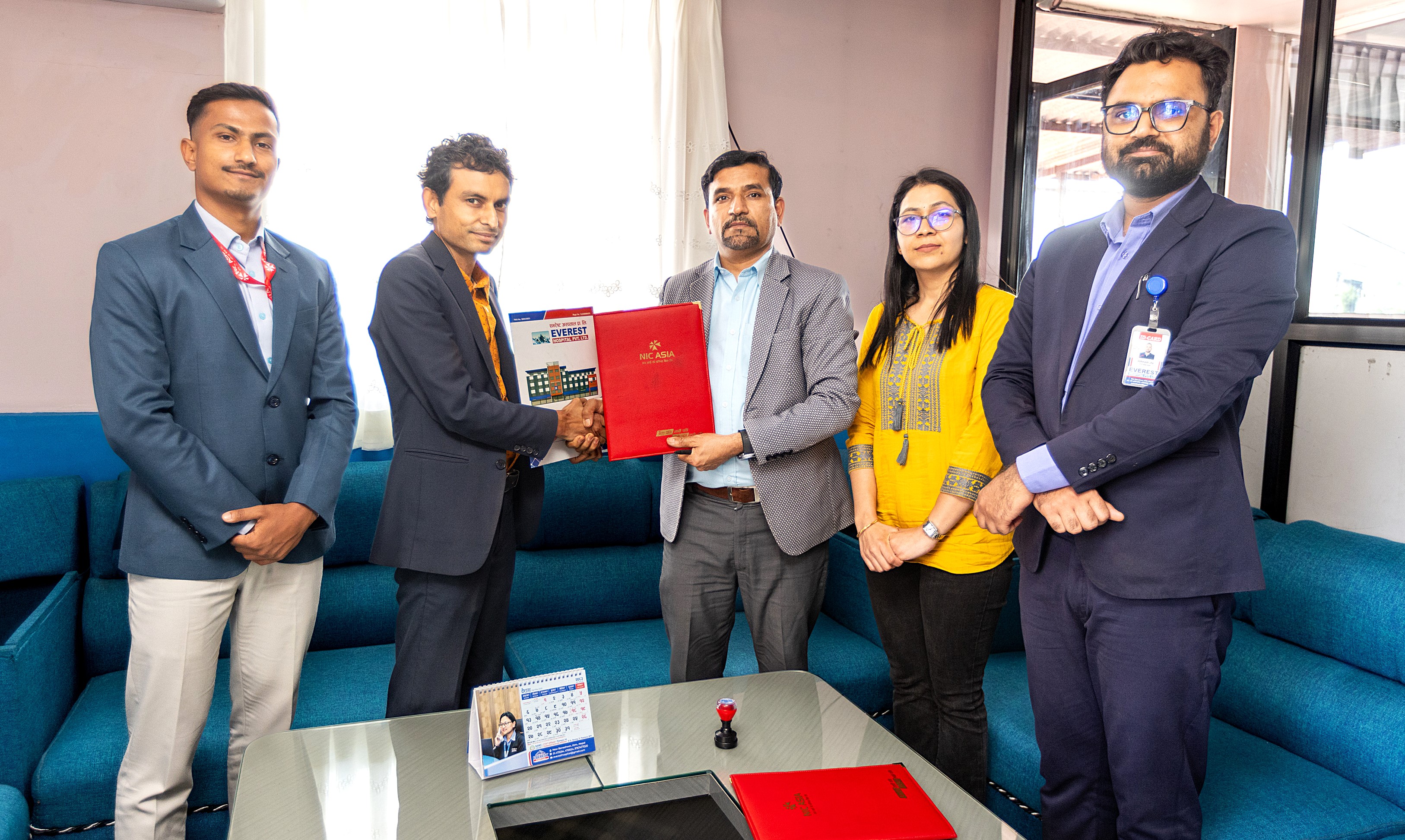 एनआईसी एशियाका ग्राहकलाई एभरेष्ट हस्पिटलमा छुट