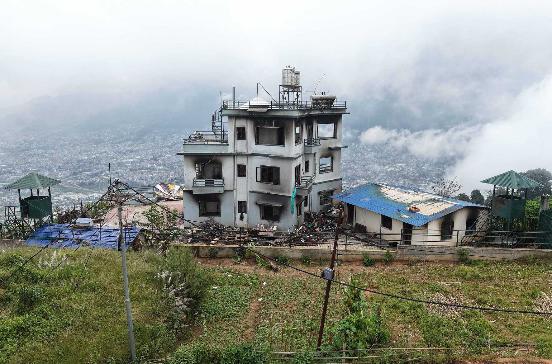 Nanda-Kishor-Home_-(11)-1758171638.jpg