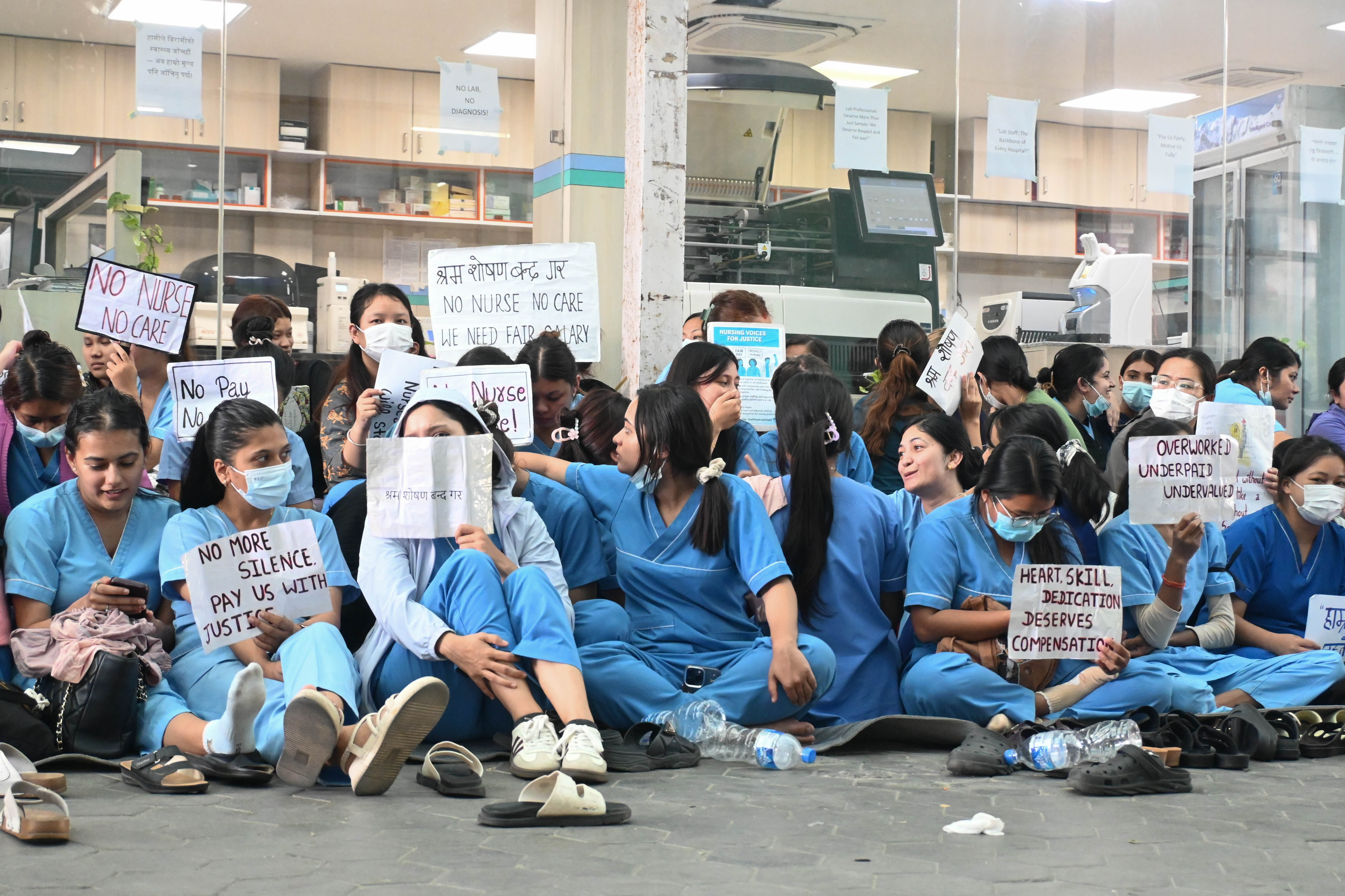 Nurse-Protest_Pokhara_-(2)-1760764791.jpg
