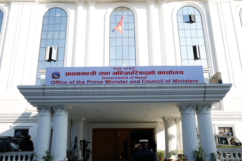 ओहदाले नपाउनेको सरकारी गाडी खोसिँदै