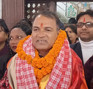 सभामुख यादवद्वारा शपथ ग्रहण