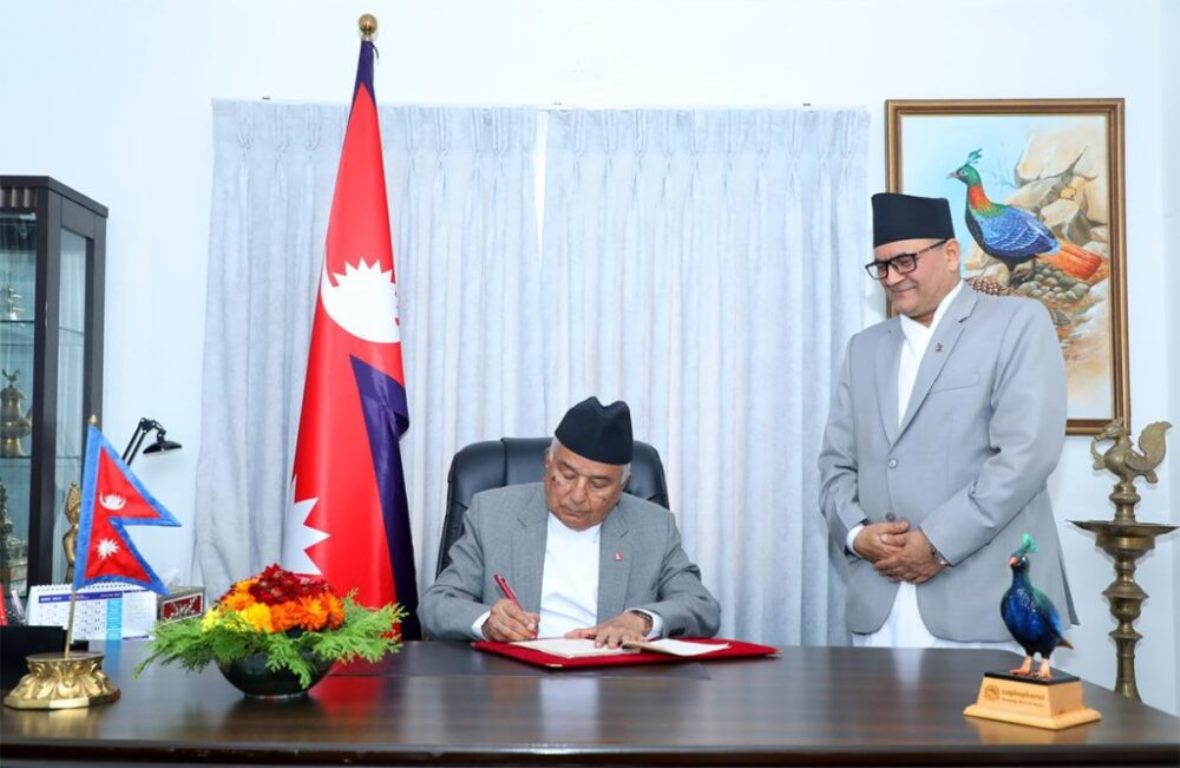 संसद् बैठक बिहीबारदेखि