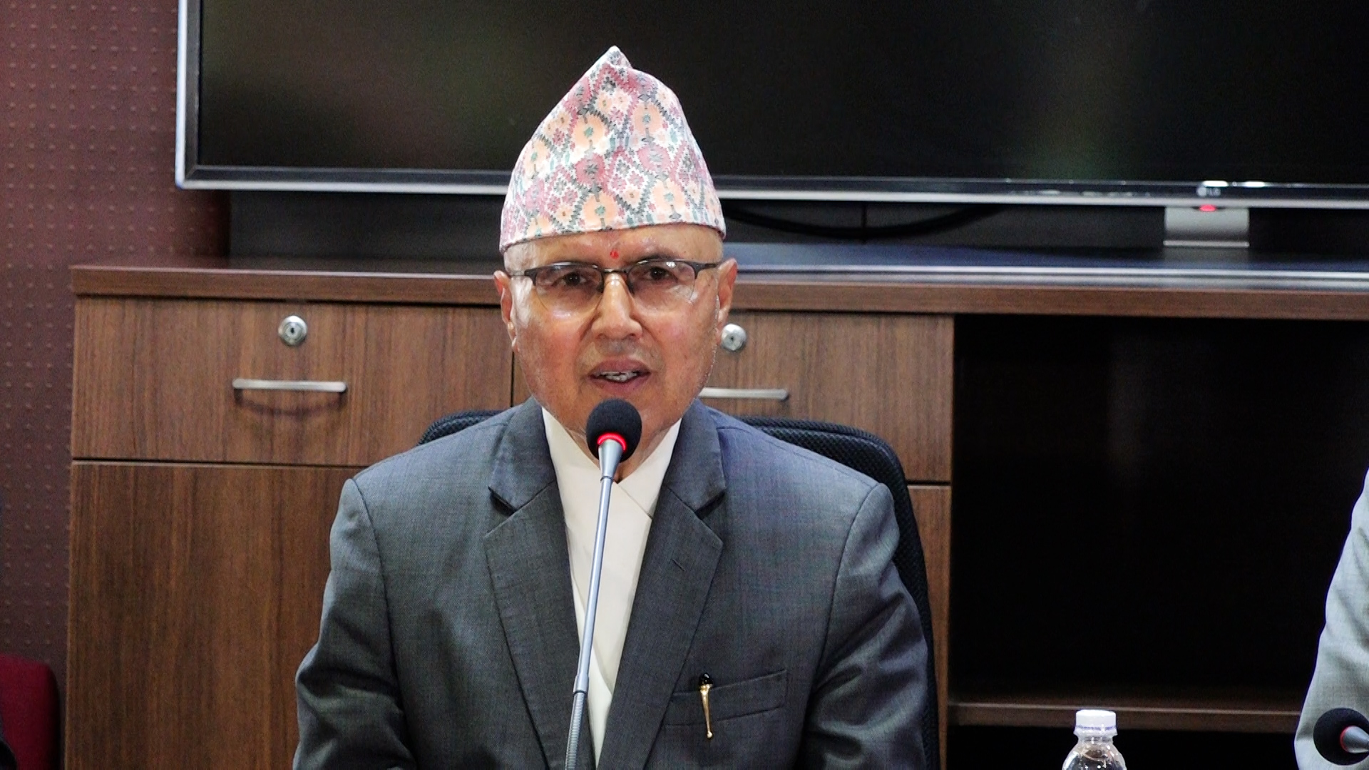 Rameshwar-khanal-1758753413.jpg