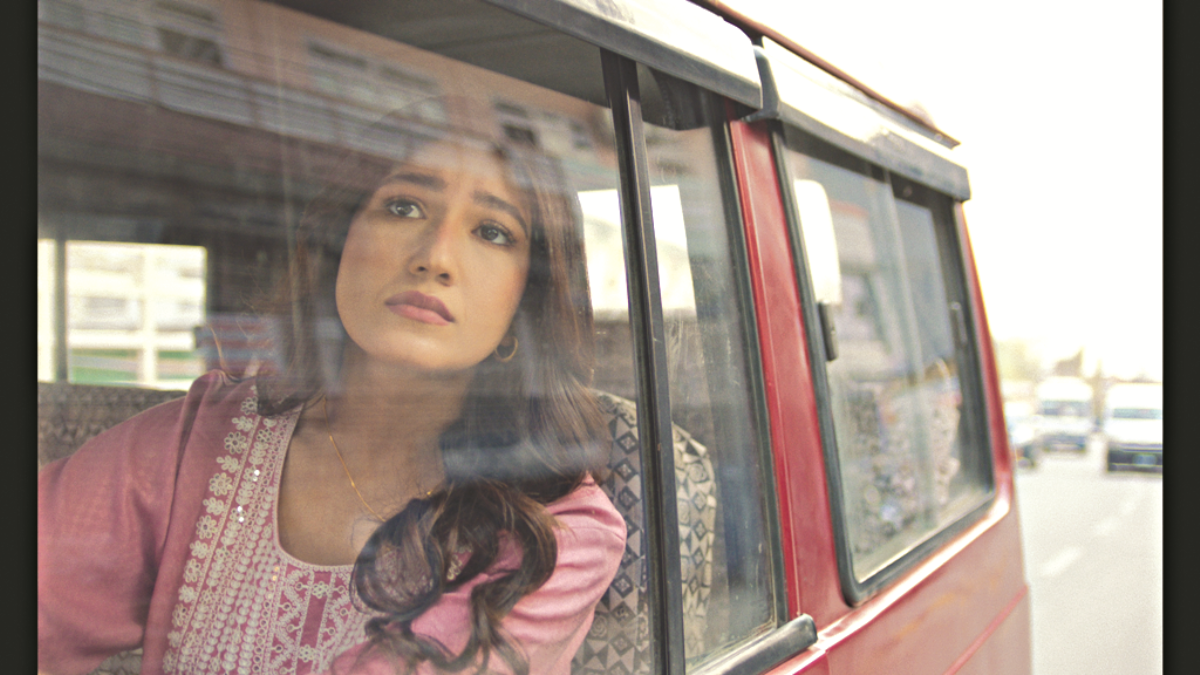 ‘एक मुठी बादल’को काव्यिक टिजर