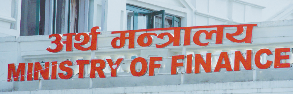 पुँजीगत खर्च अति सुस्त, राजस्वमा डेढ खर्बको खाडल