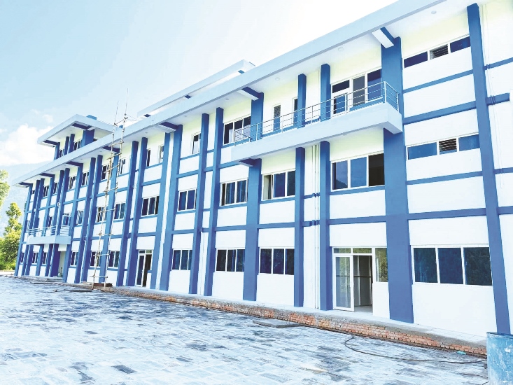 हेलम्बुमा १५ शय्याको अस्पताल