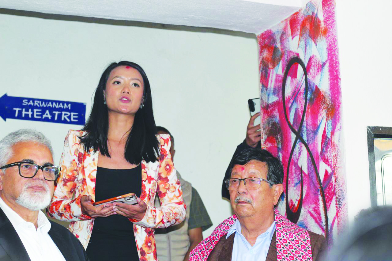 चित्रकला, काव्यिक नाटक र रामायण गुञ्जियो