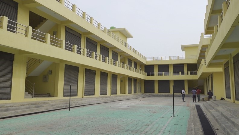 सात करोड लगानीको बहुउद्देश्यीय भवन ‘मन्दीको सिकार’