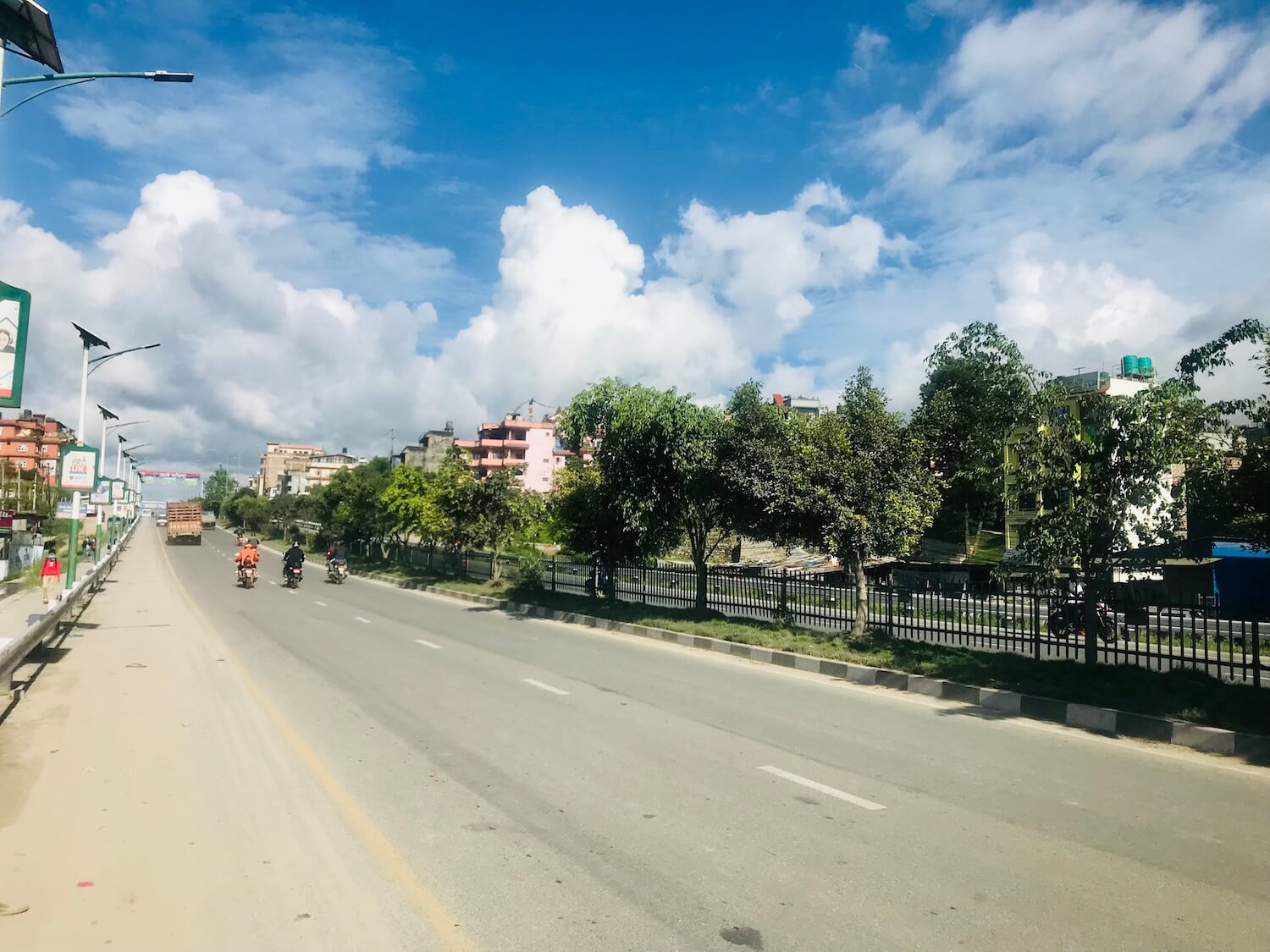 सार्वजनिक जग्गामा वृक्षारोपण