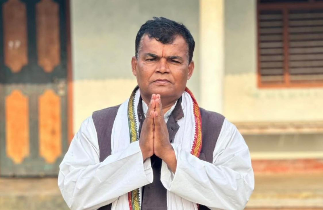 नगदसहित पक्राउ परेका जसपा उम्मेदवार यादव लिखित स्पष्टीकरण बुझाउने शर्तमा रिहा