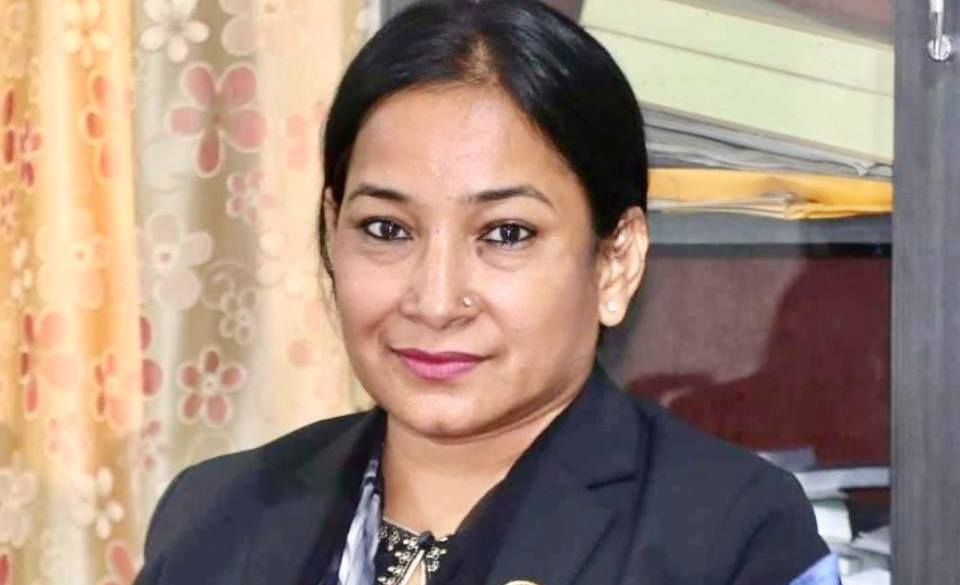 उम्मेदवार चिनौंः रेनु दाहाल